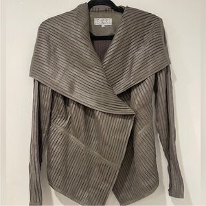EUC 555 Los Angeles Grey
Leather Moto Jacket/Wrap/Cardiagan